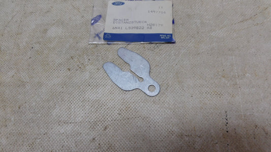 Distanzstück Spacer Hardtop Abstandselement 1543523 Ford Focus Cabrio