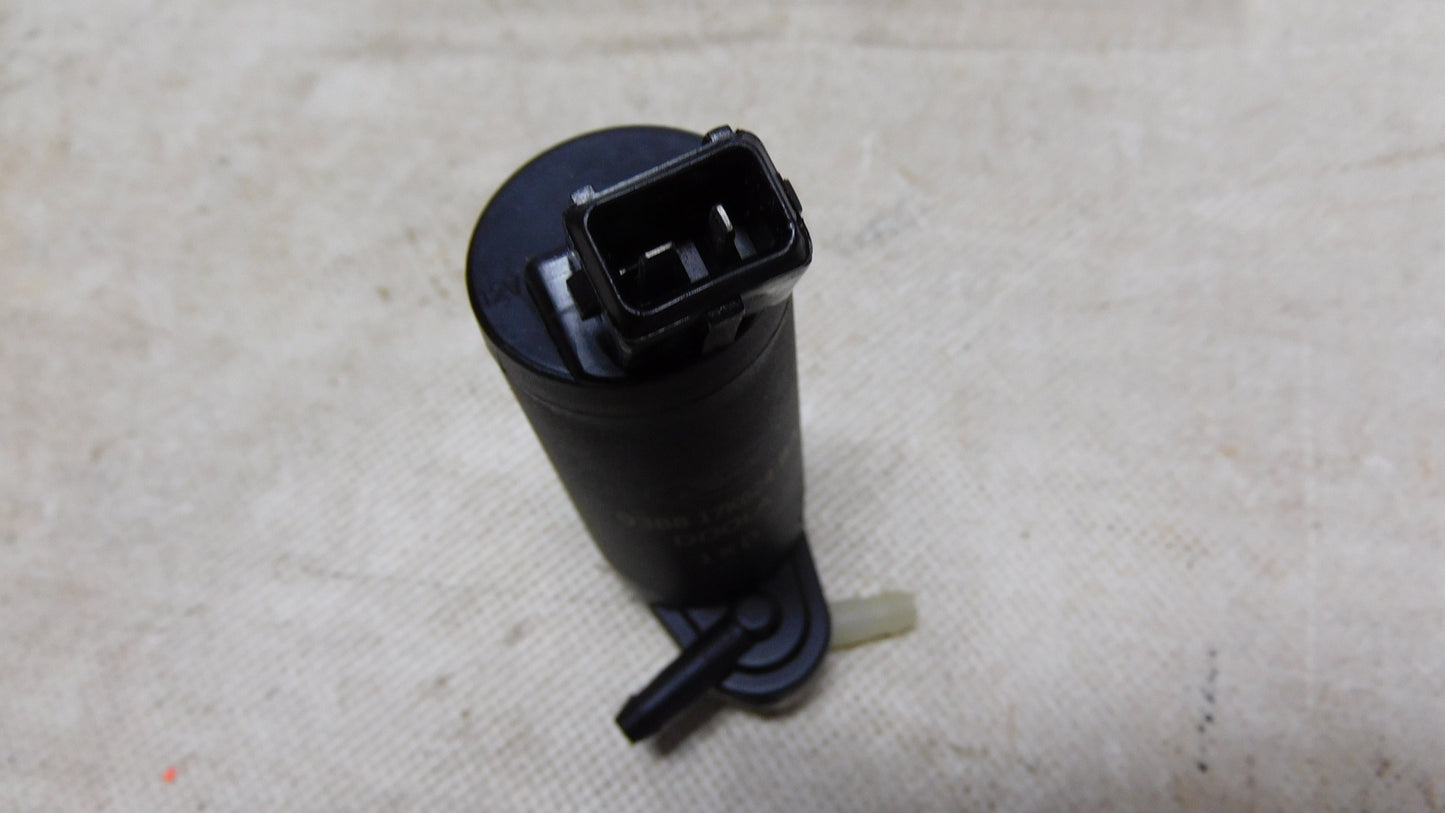 Waschwasserpumpe 7003178 Ford KA Mondeo Transit Escort Scorpio Orion Mazda 121