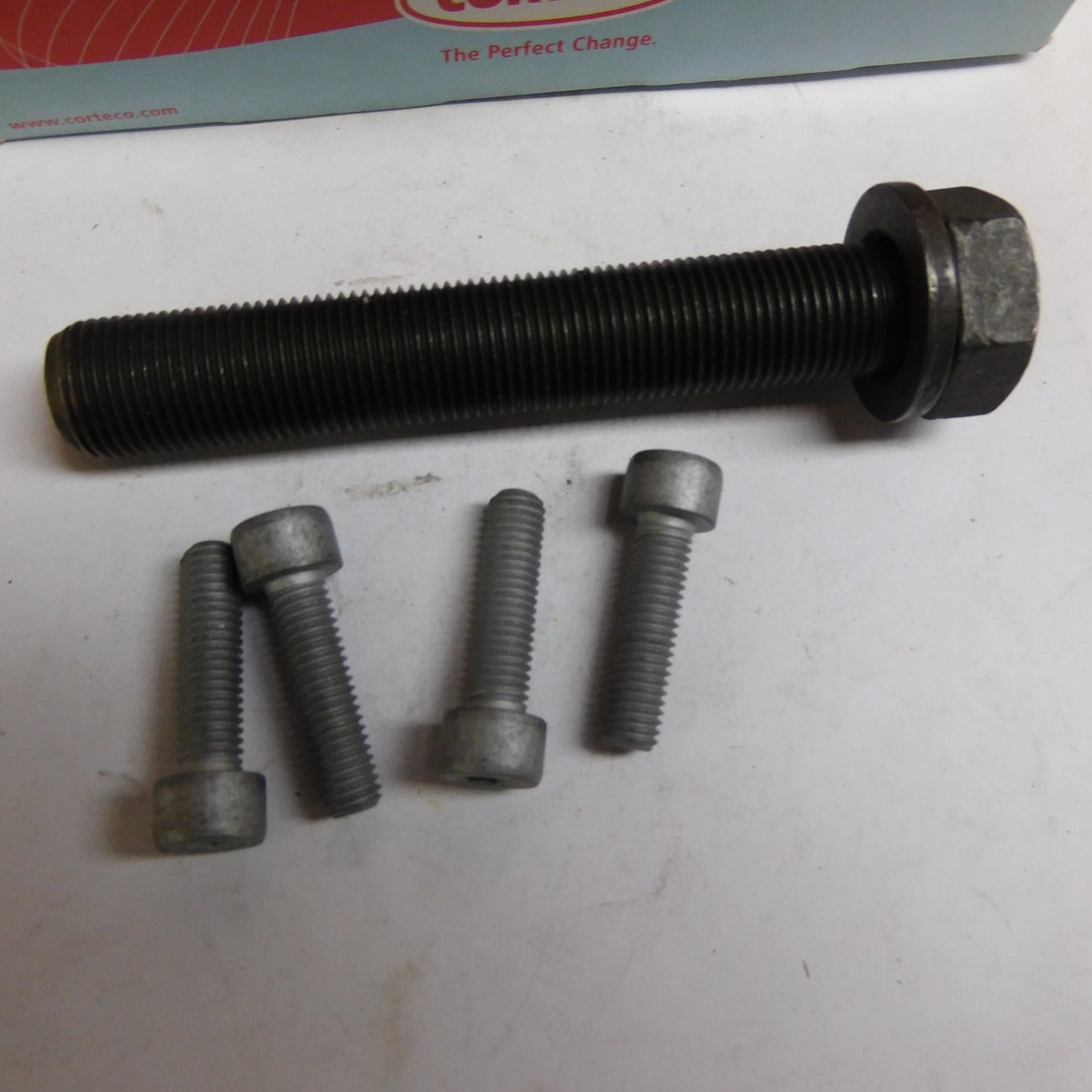 Schraubensatz Riemenscheibe Kurbelwelle 80001243 Corteco VW Transporter T4