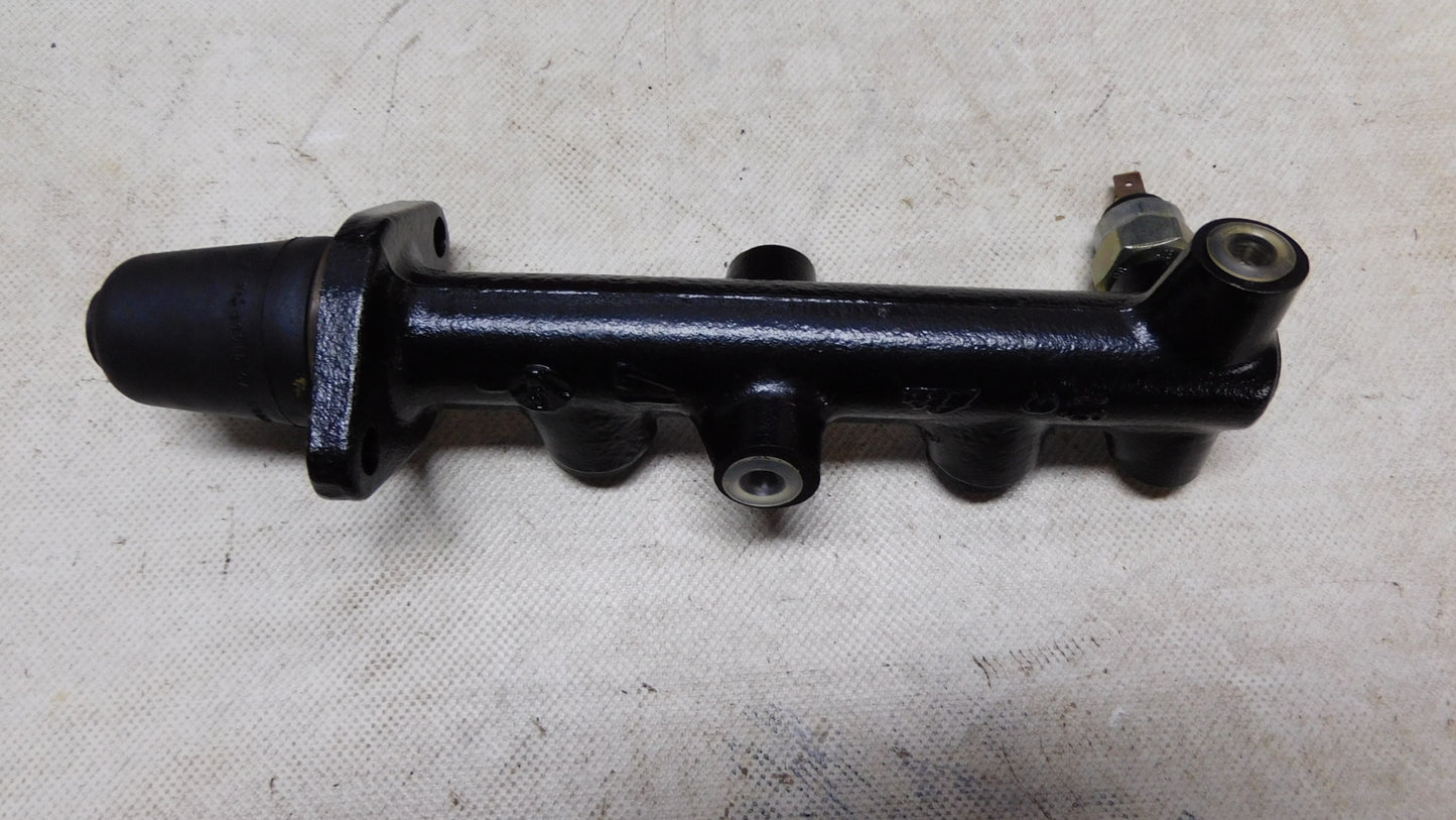 Hauptbremszylinder 03211733113 ATE VW Polo Derby 80 86C Audi 50