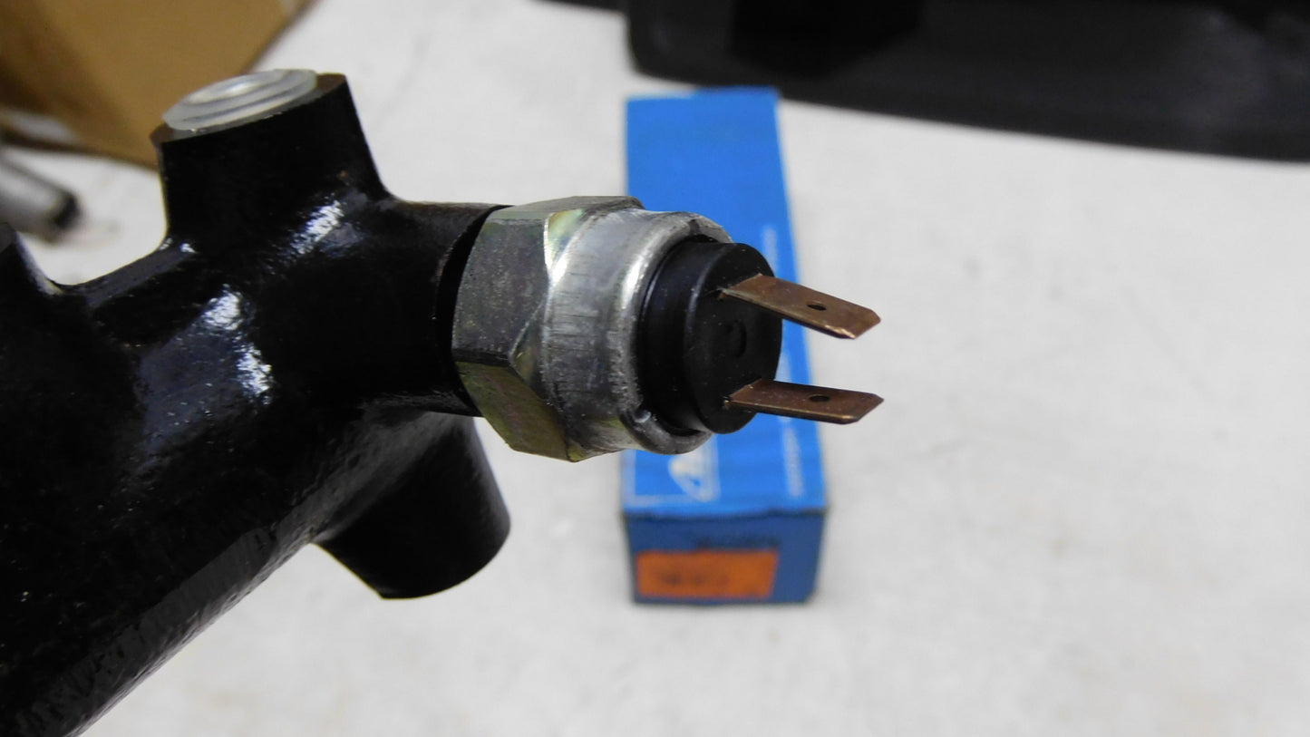 Hauptbremszylinder 03211733113 ATE VW Polo Derby 80 86C Audi 50