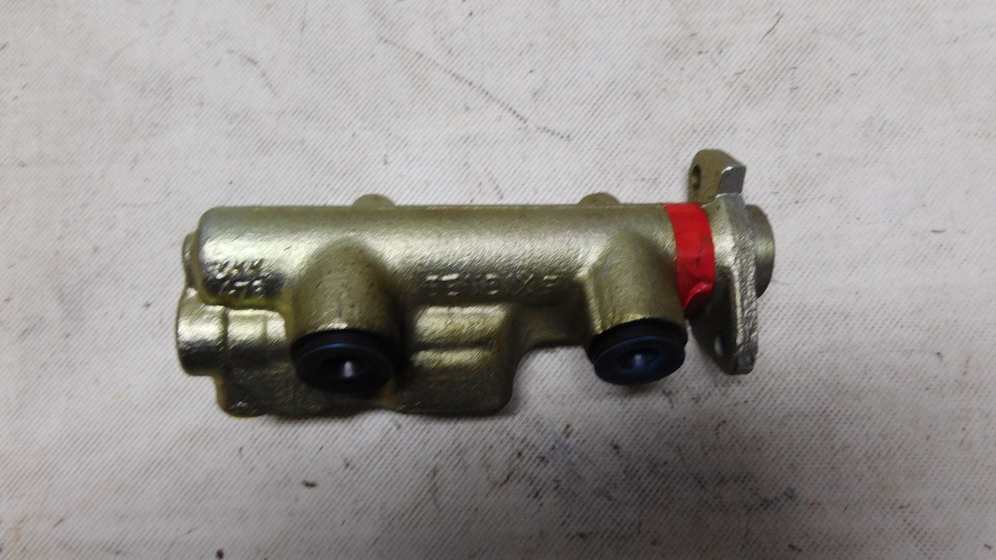 Hauptbremszylinder 7701349152 Renault 4 Kastenwagen