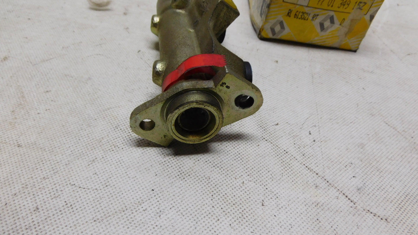 Hauptbremszylinder 7701349152 Renault 4 Kastenwagen