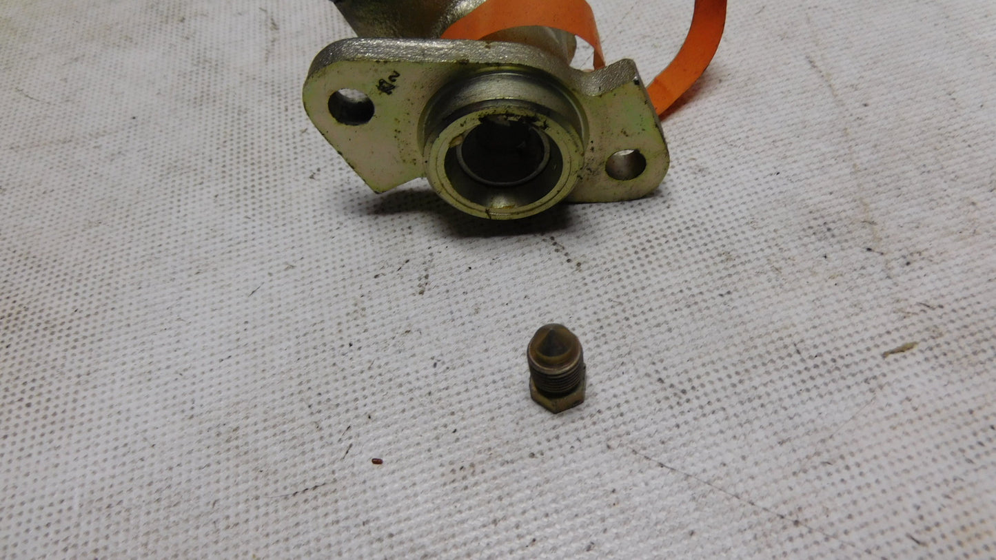 Hauptbremszylinder 7701348726 Renault 4 5 Kastenwagen Schrägheck