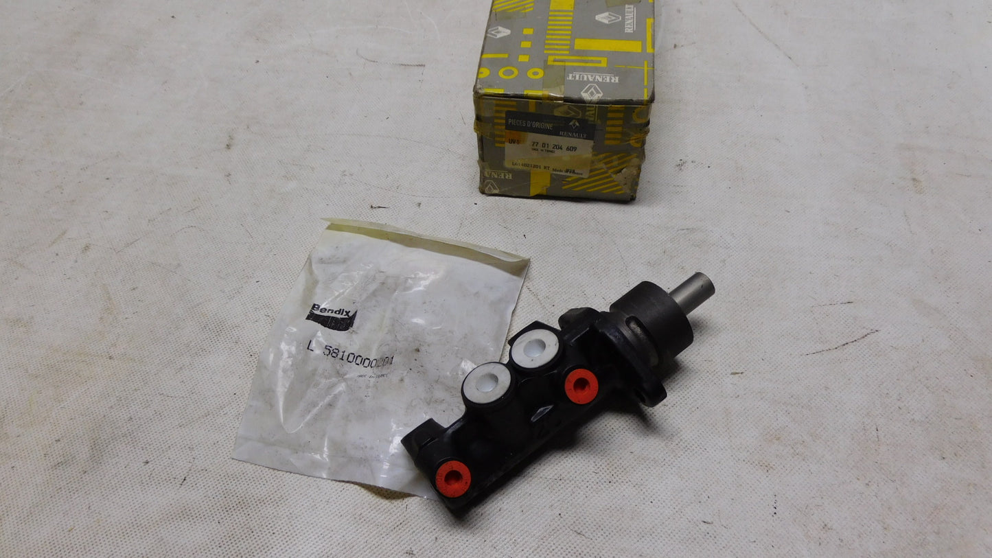 Hauptbremszylinder 7701204609 Renault Clio Megane 19