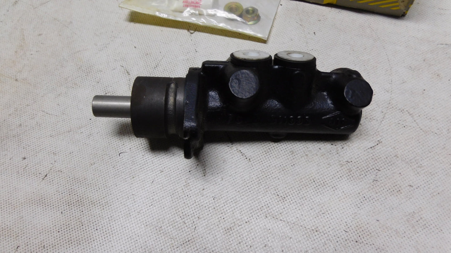 Hauptbremszylinder 7701204609 Renault Clio Megane 19
