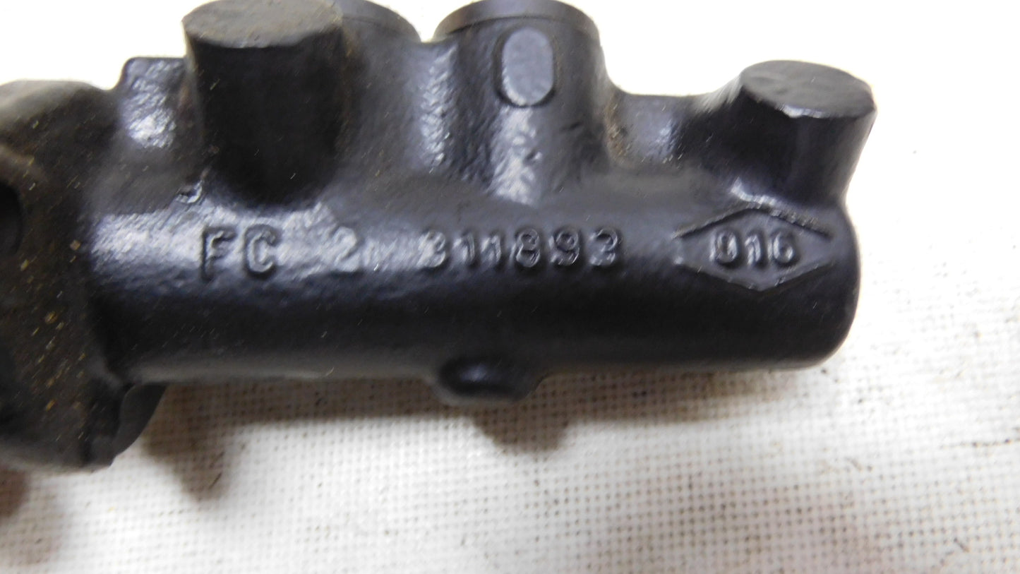 Hauptbremszylinder 7701204609 Renault Clio Megane 19