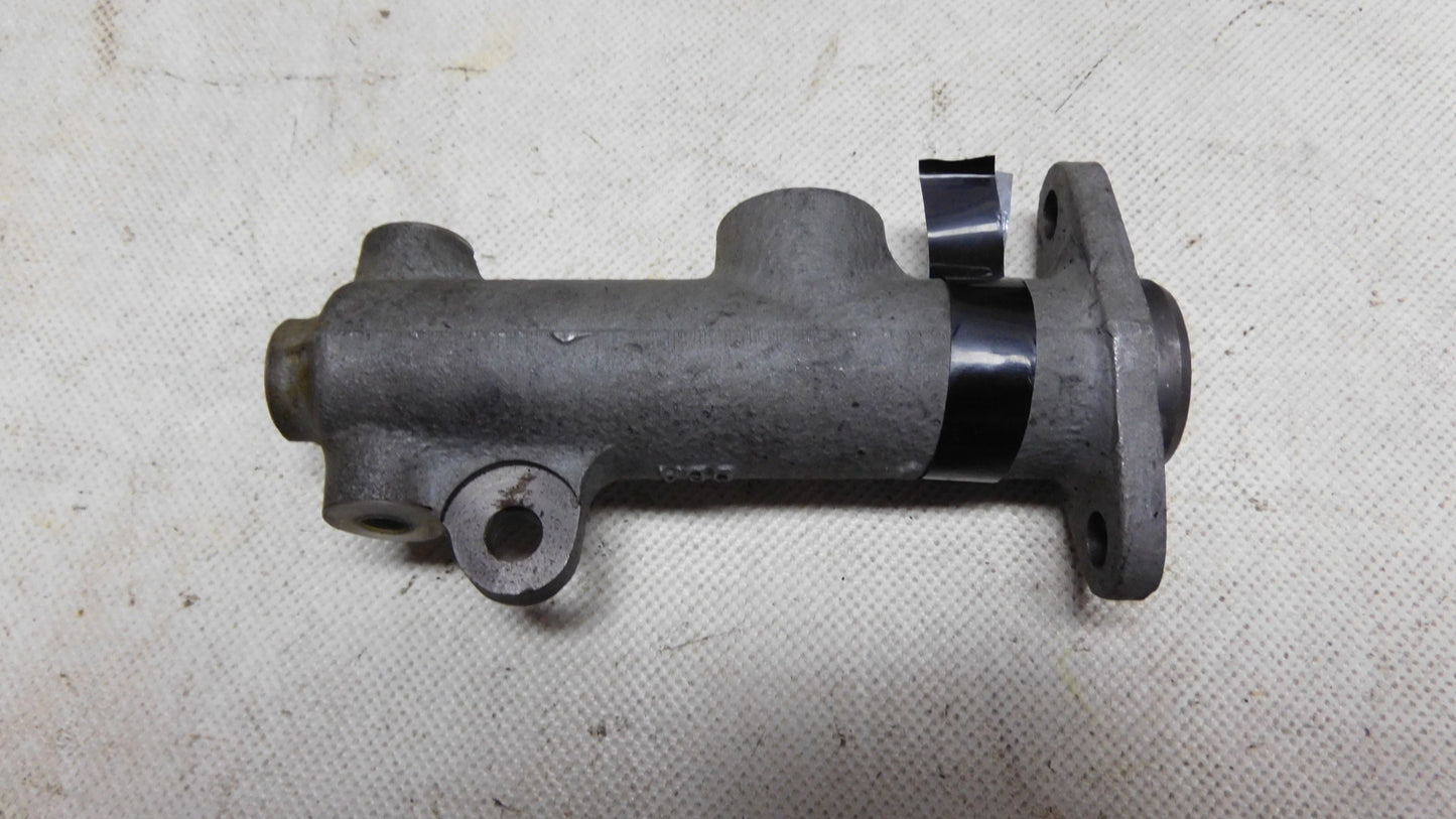 Hauptbremszylinder 7700511245 Renault 4 6 Kombi Rodeo