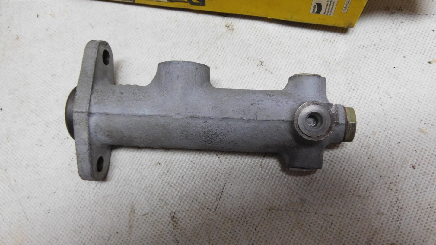 Hauptbremszylinder 7701348483 Renault 4 5 6 Kombi