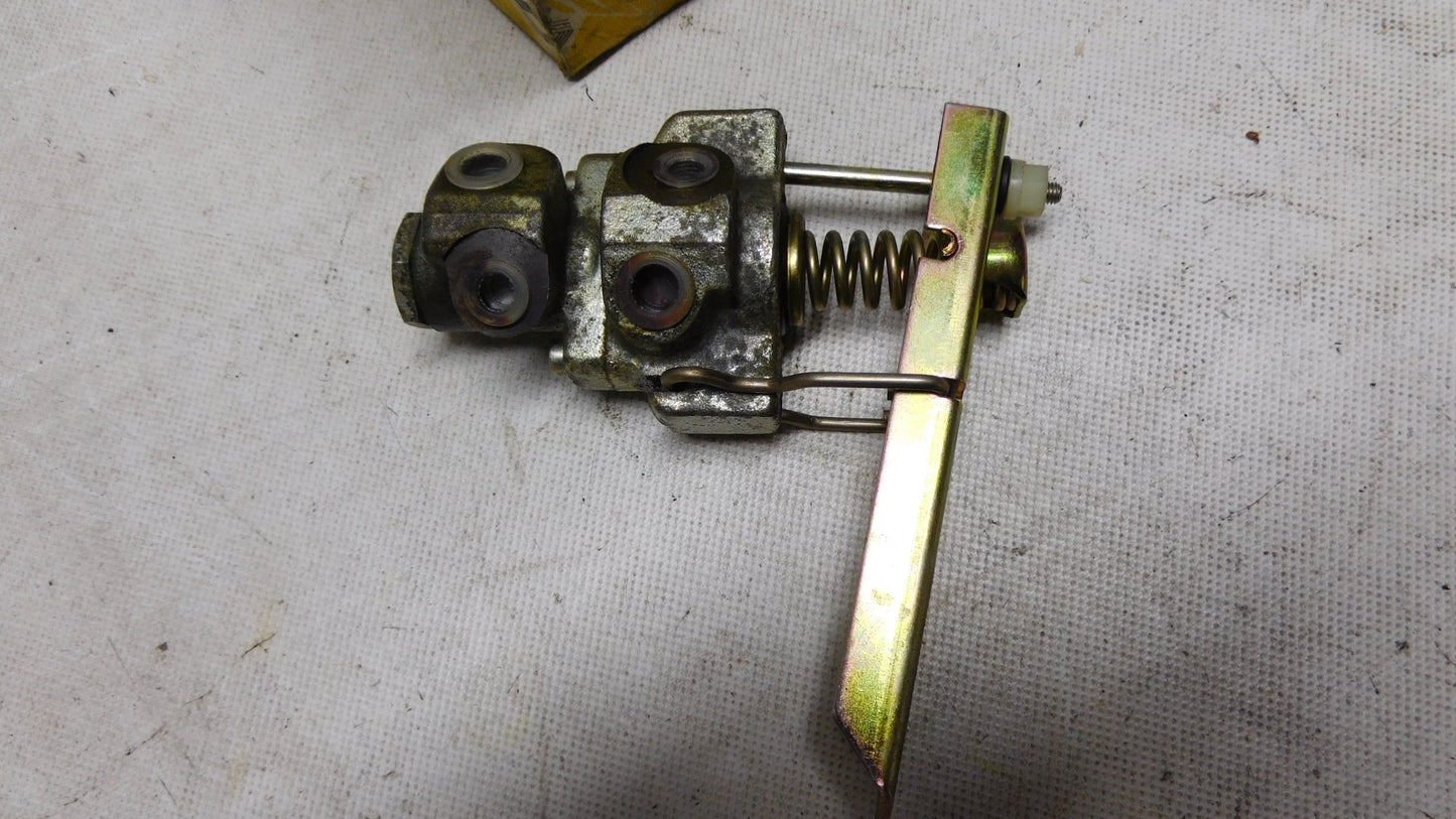 Bremskraftregler 7700666600 Renault 20 L LS TD (75-84)