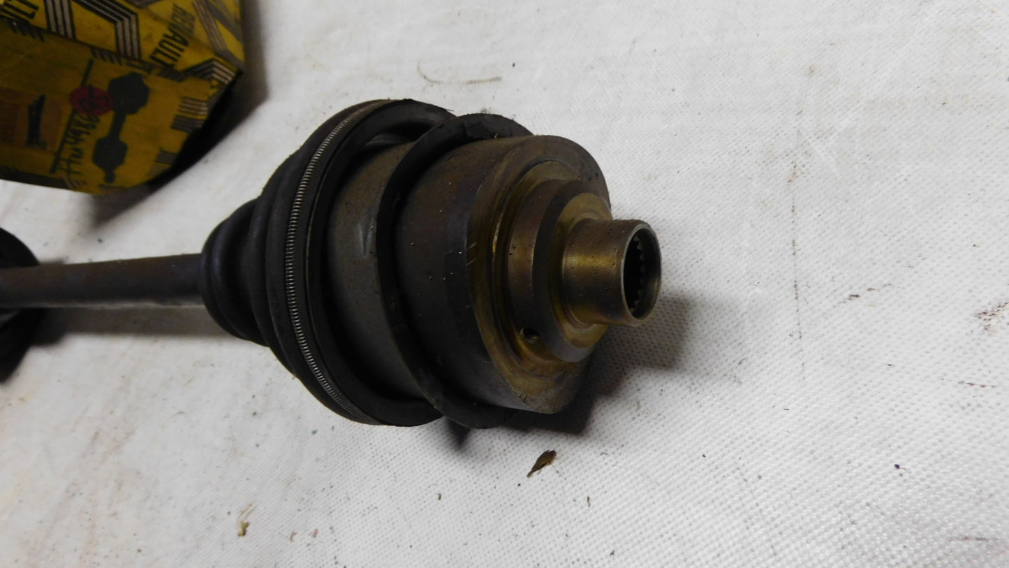 Antriebswelle vorne 7701498695 7701498696 Renault R 4 R 6