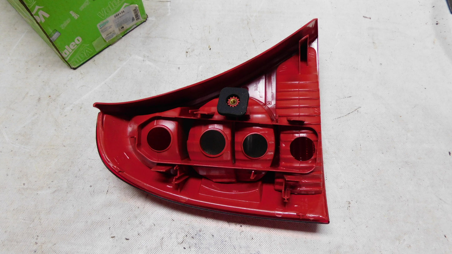 Rückleuchte 088136 Renault Clio 2 Kastenwagen