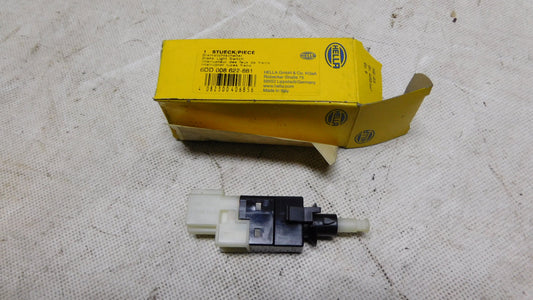 Bremslichtschalter 4-polig 6DD008622881 Mercedes A B E Klasse Viano Vito Sprinter