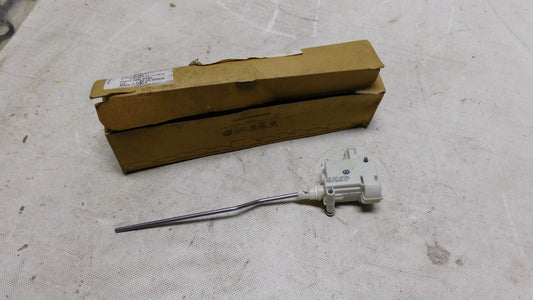 Stellmotor Tankklappe 5K6810773A VW Golf VI 5K