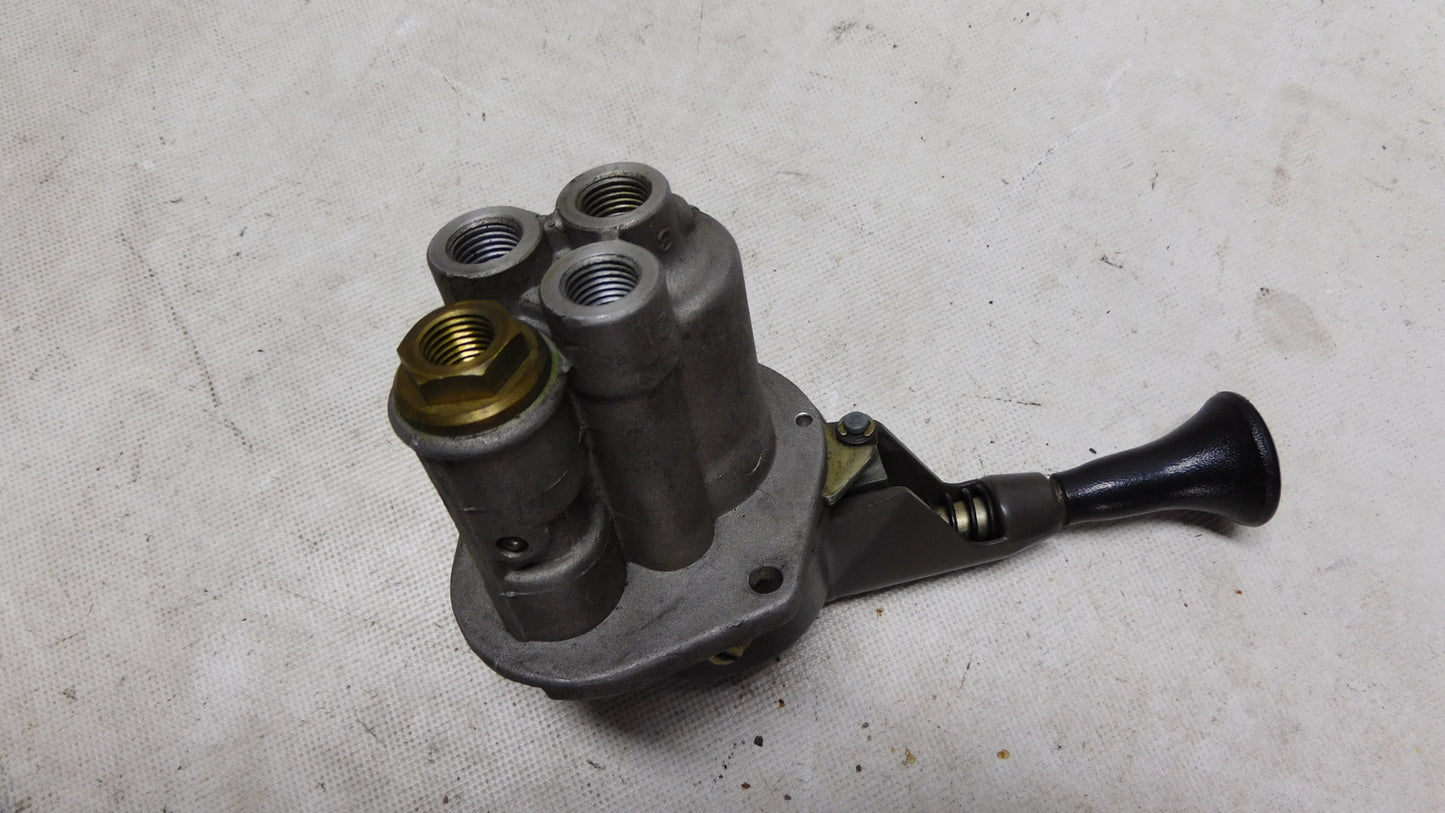 Bremsventil Feststellbremse 9617020050 Wabco Iveco P/PA Haubenfahrzeuge