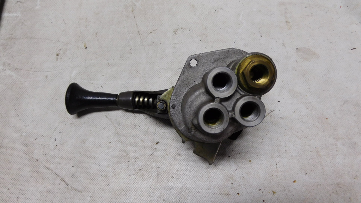 Bremsventil Feststellbremse 9617020050 Wabco Iveco P/PA Haubenfahrzeuge