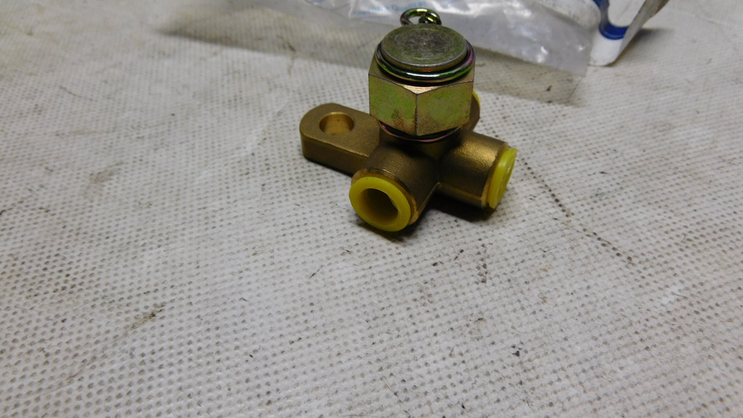 Prüfanschluss Druckluft Hinterachse A0004316531 Mercedes Benz Unimog LF408 U 1150 L