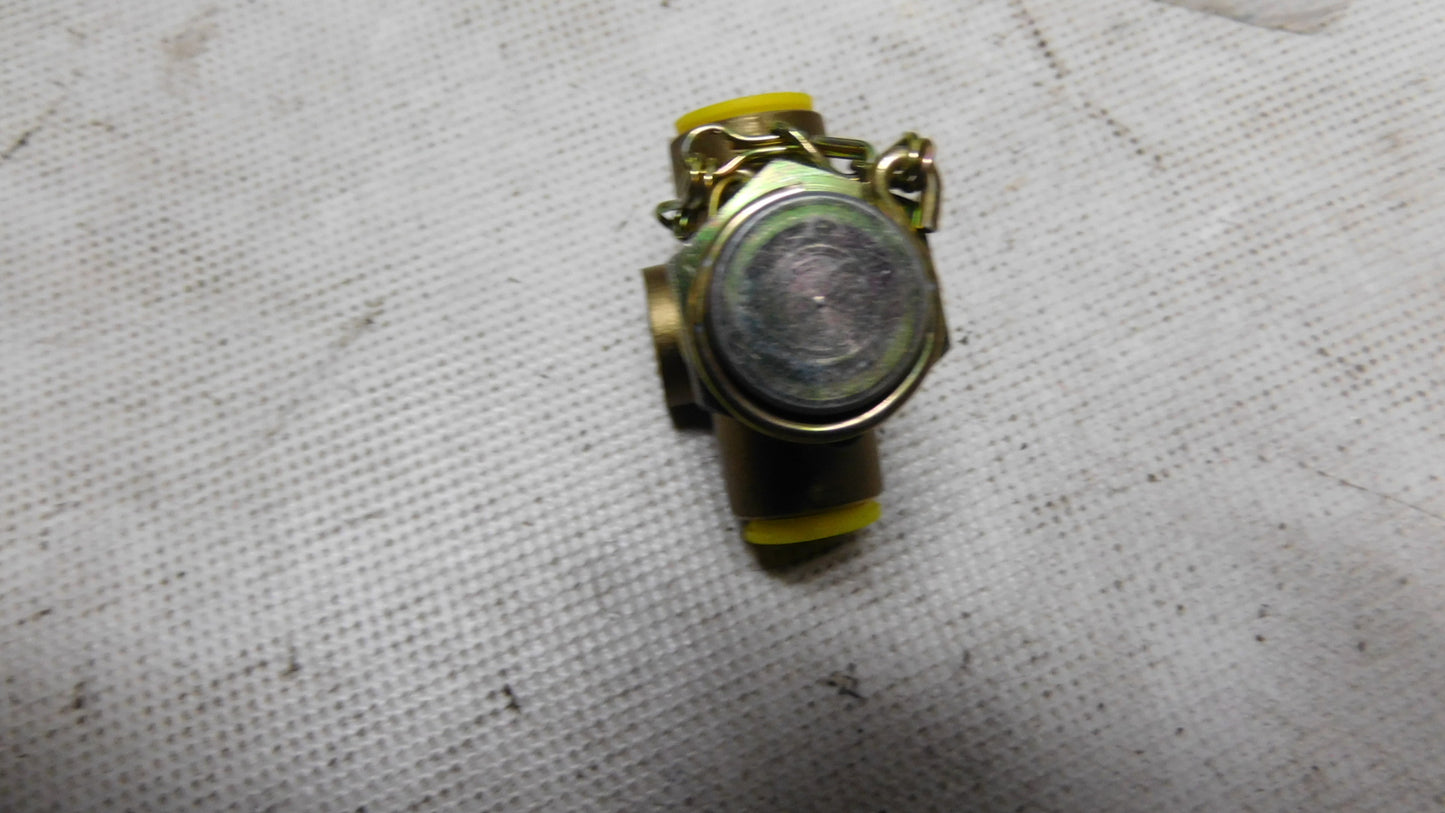 Prüfanschluss Druckluft Hinterachse A0004316631 Mercedes Benz Unimog U 1600 FG 621.086 - 1938