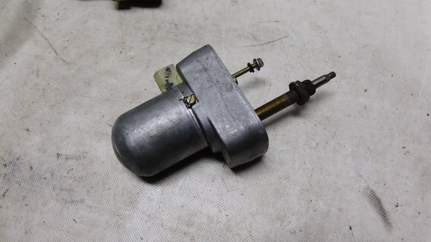 Wischermotor Scheibenwischermotor Getriebemotor 24V DC SWF VALEO NIDEC ITT 403.038