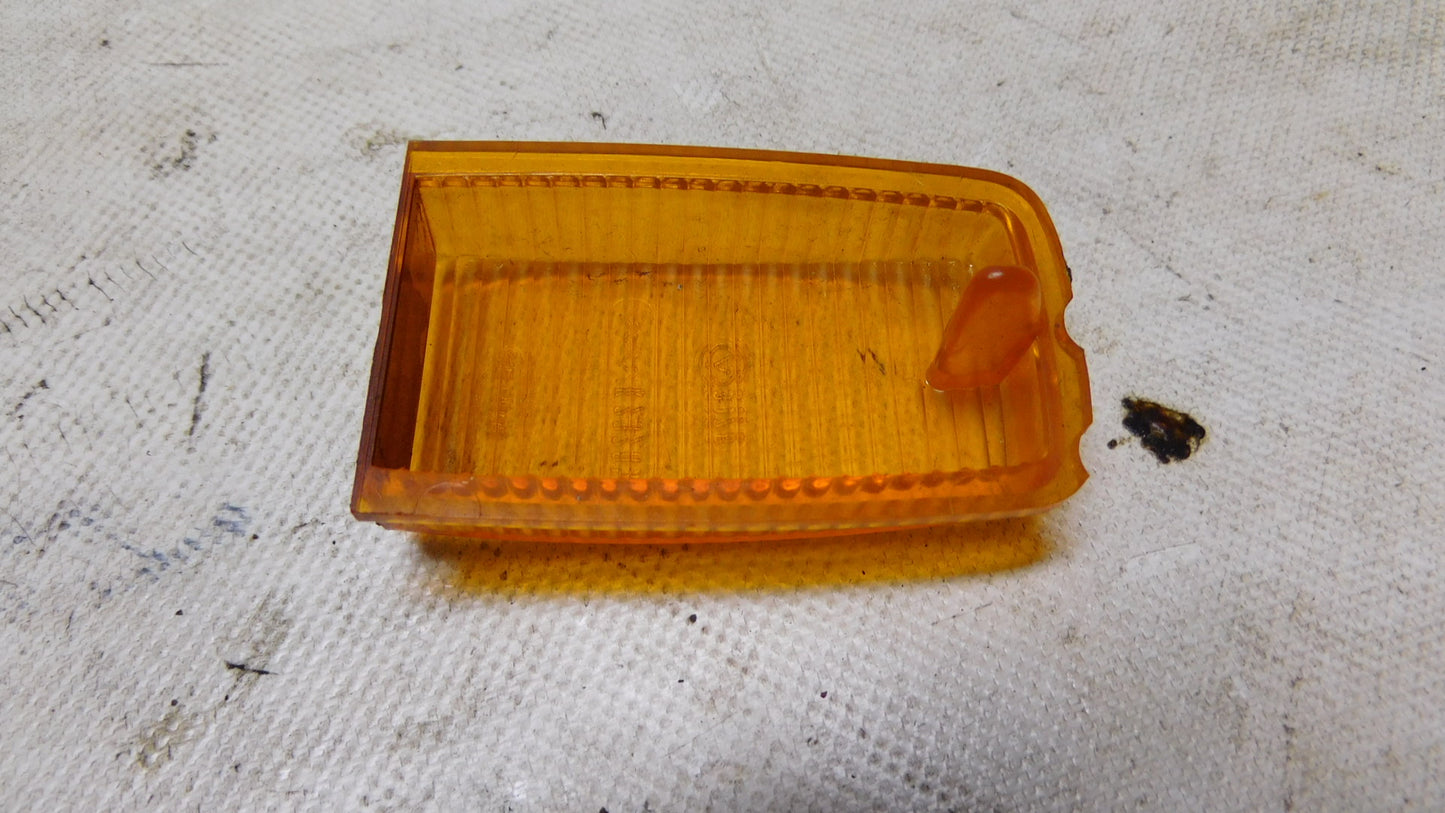 Lichtscheibe Blinker vorne 9EL089863001 Unimog 404