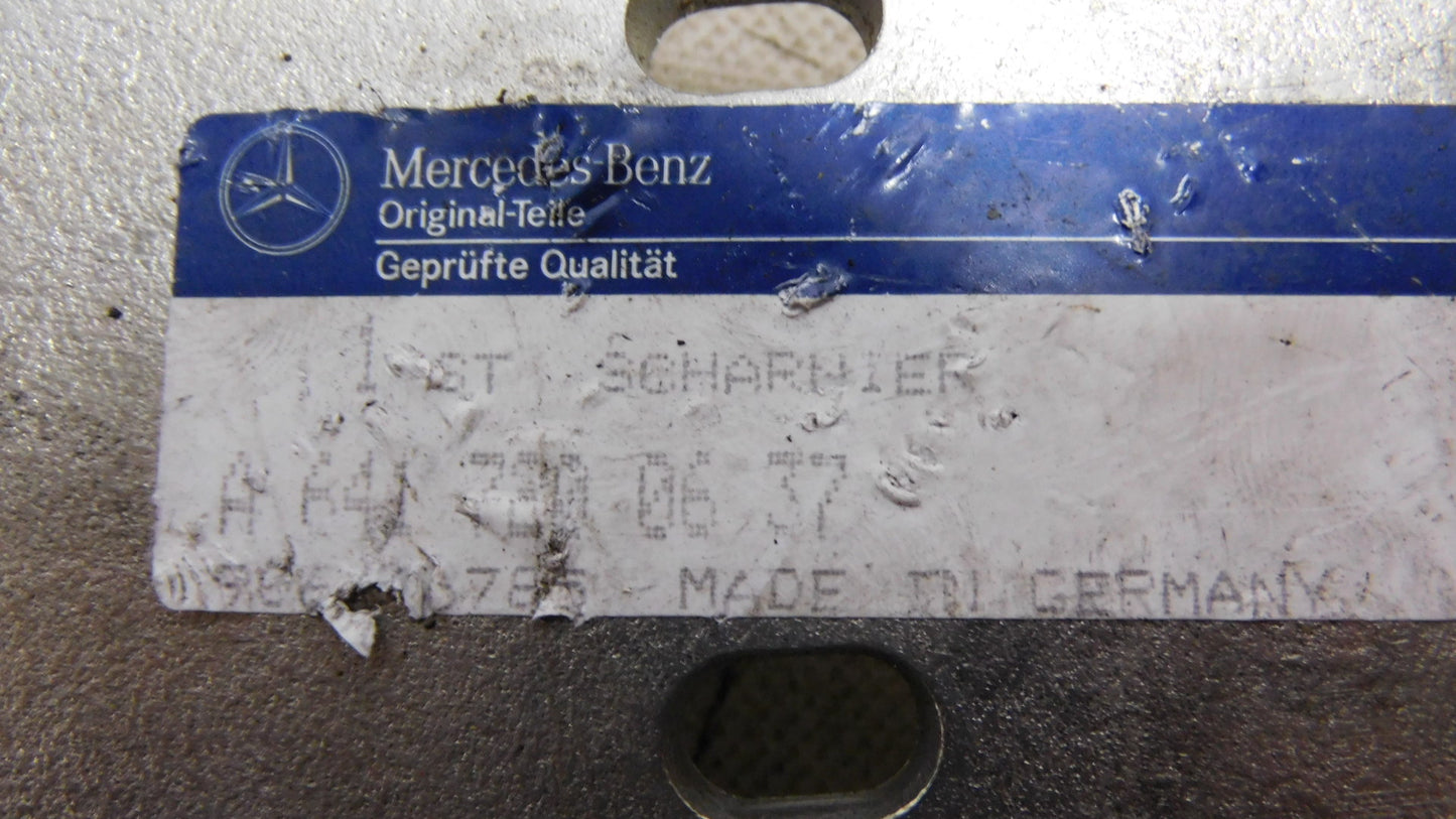 Türscharnier Scharnier A6417200637 Mercedes Benz MK SK NG Serie