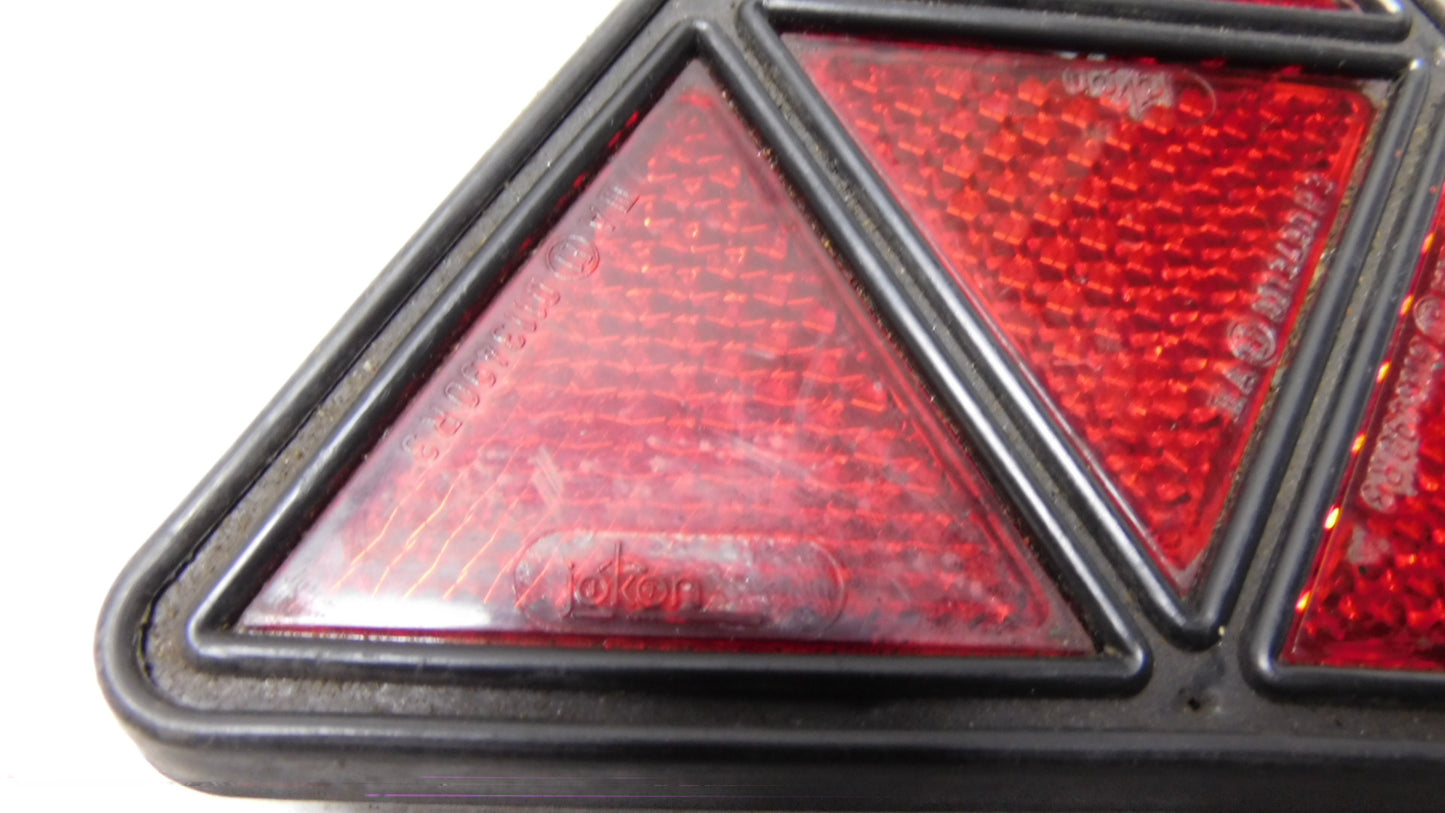 Dreieckrückstrahler Rückstrahler Gummieinfassung Halter 0113490R3 Jokon Unimog Anhänger