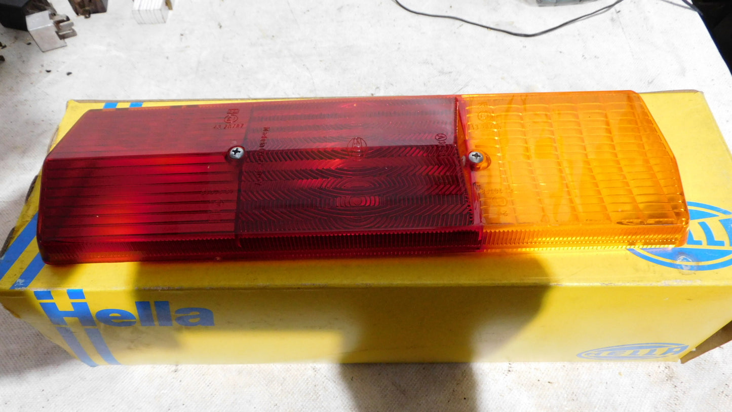 Lichtscheibe Heckleuchte Schlussleuchte 9EL092435011 HELLA SCANIA ÄLTERE BAUREIHE TYP L VOLVO N HAUBER