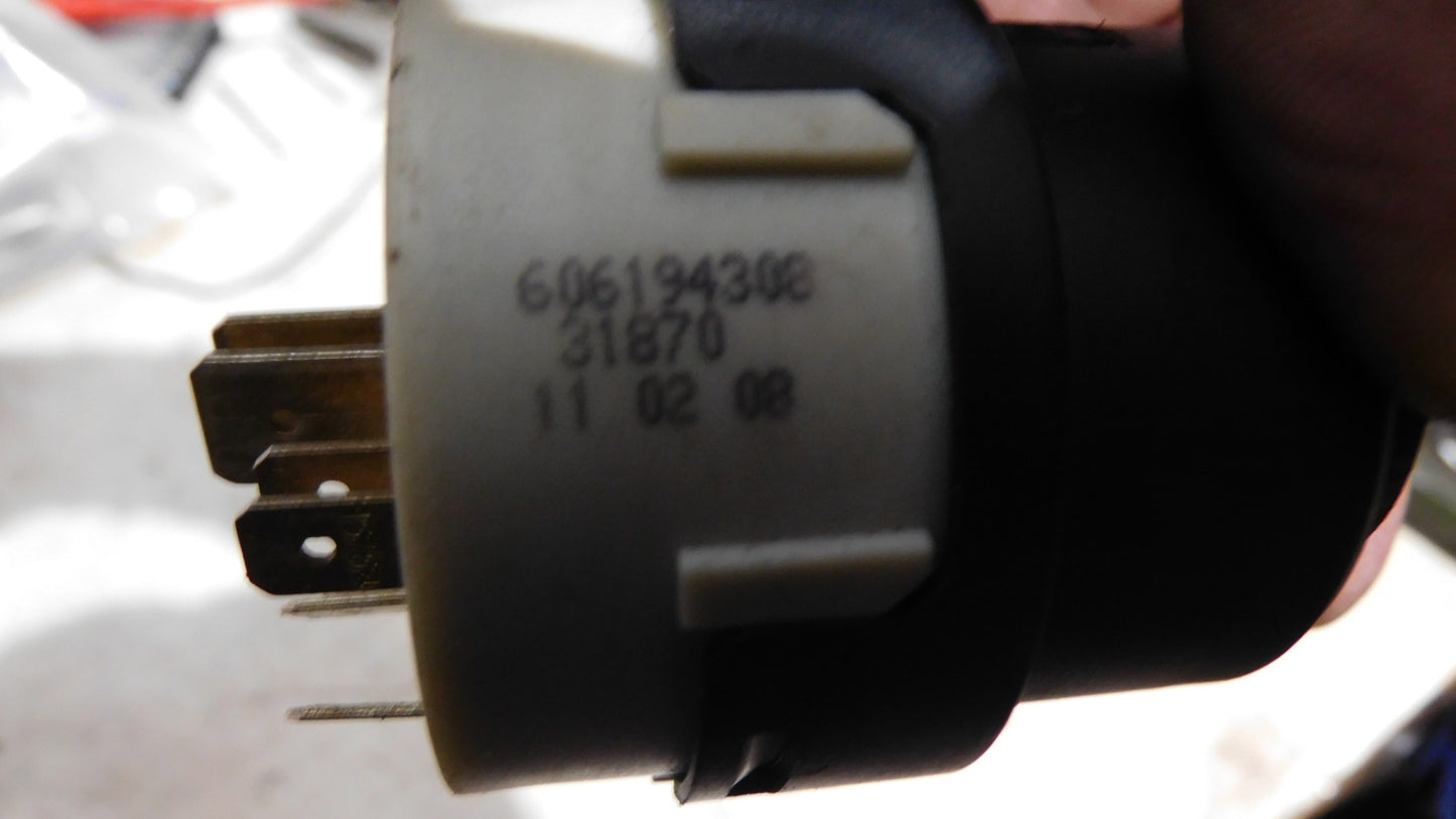 Zündstartschalter Zündschloss 606194308 Liebherr Mobilbagger Kettenbagger Radlader Planierraupe  Laderaupe