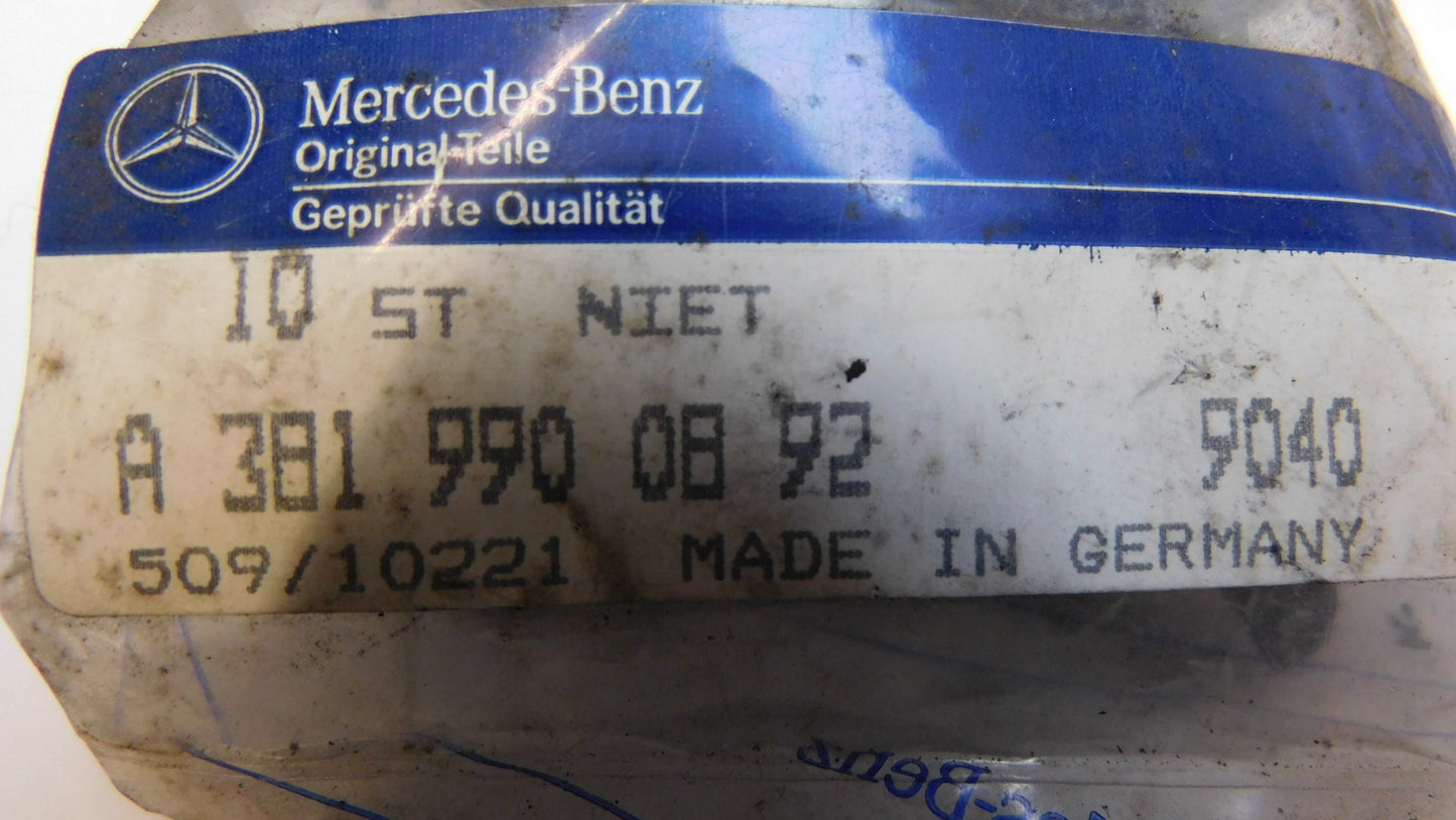 Spreizniet 24 mm A3819900892 Mercedes Benz LKW Baumuster: 649.859 - 649