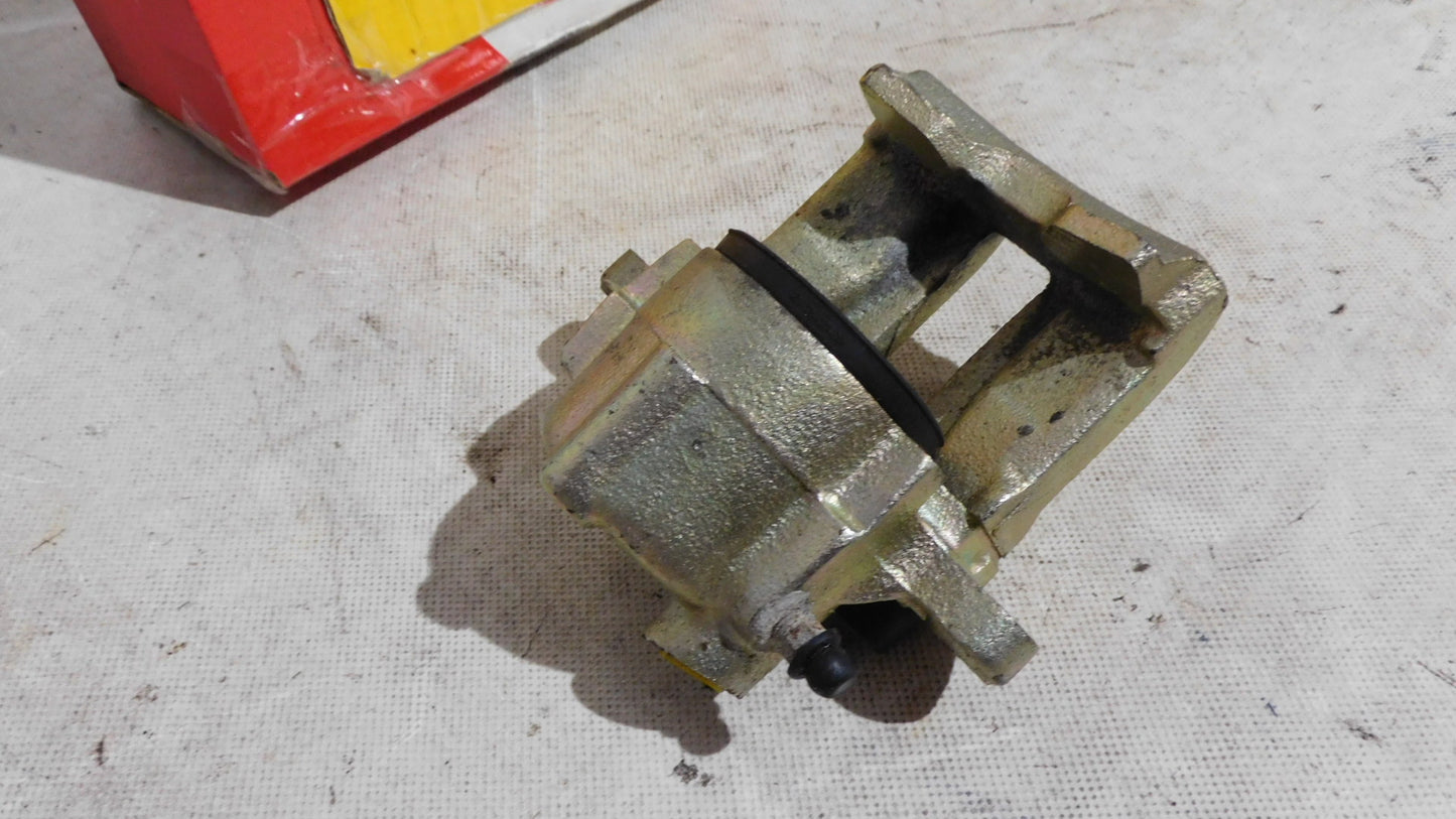 Bremssattel Vorderachse rechts 7701022776 Renault 18 R18