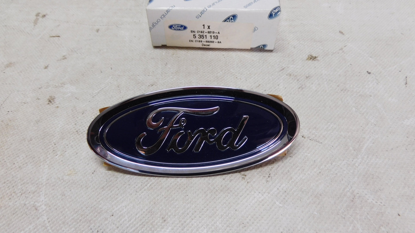 Emblem Logo 5351110 Ford Pflaume Fiesta Focus S Max ?