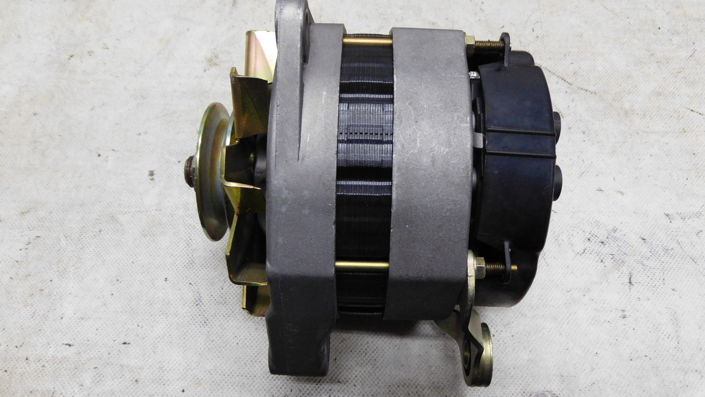 Lichtmaschine A14N70 12V 90A Valeo 7701033071 Renault 30 Alpine A310