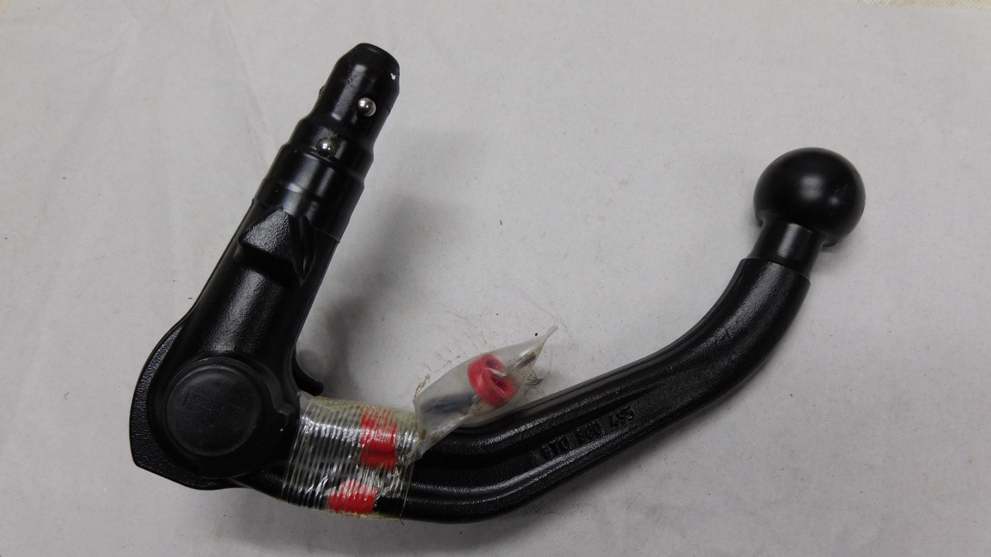 Kugelkopf Anhängekupplung AHK Abnehmbar 2 Schlüssel 8T0800495 Westfalia 305 305 Audi A4 Avant ?