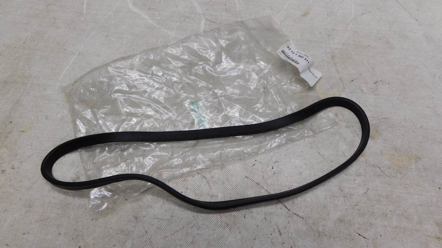 Dichtung Scheinwerfer 63121387311 BMW E36