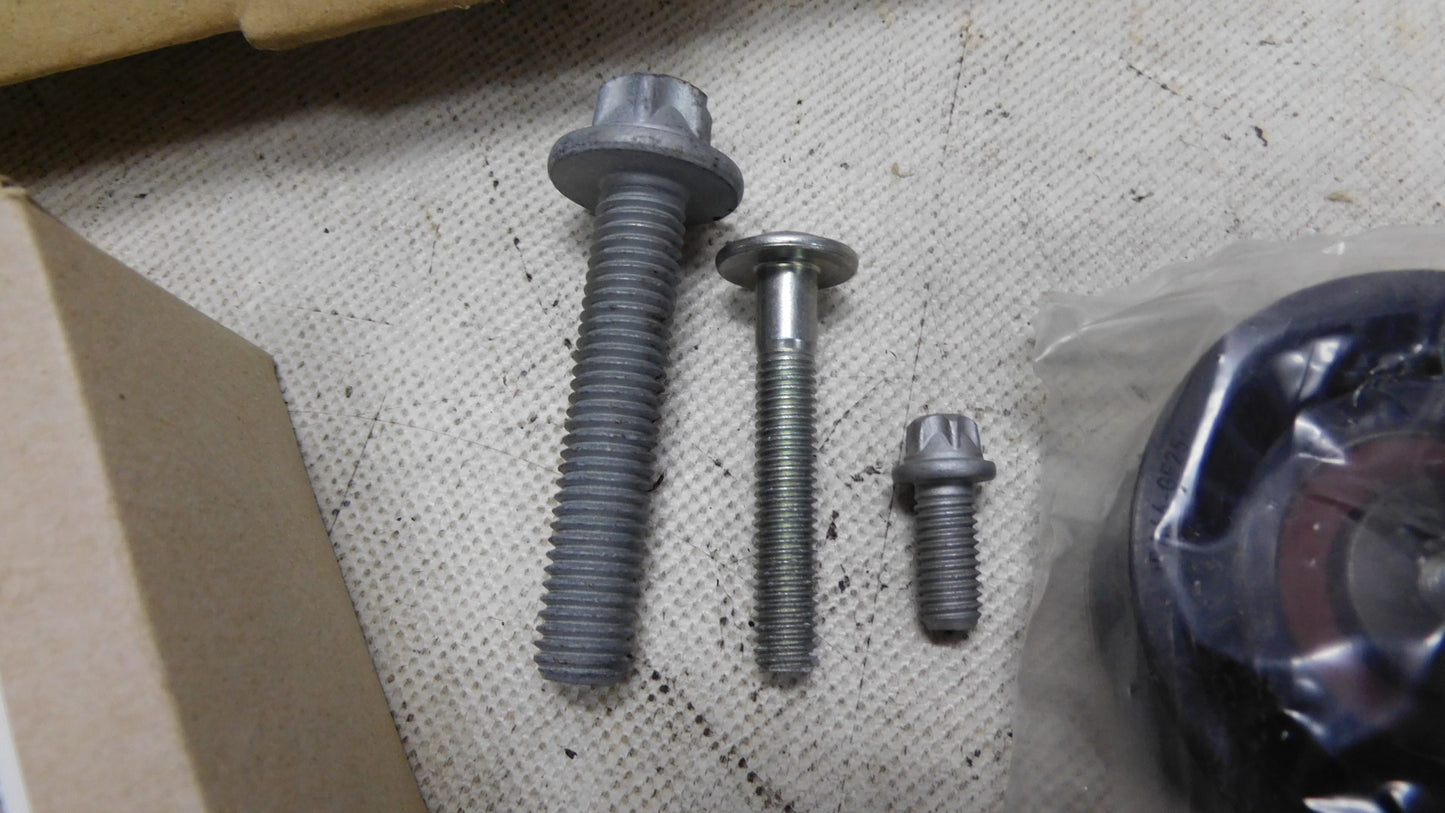 Rollensatz Zahnriemen 1629062 95516735 Opel Corsa C Astra G Zafira Vectra C ohne Zahnriemen!