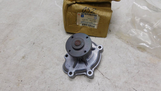 Wasserpumpe 1334052 97110387 Opel Corsa Astra Vectra 1.7 D Diesel Isuzu