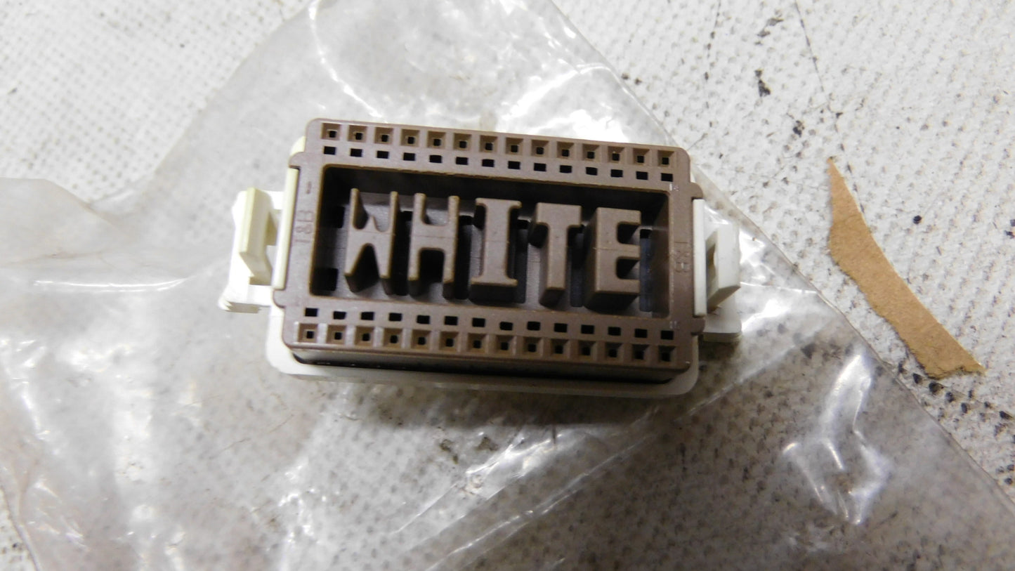 Speicher Eprom ECU Einspritzung 6237870 16218215 Opel Astra F