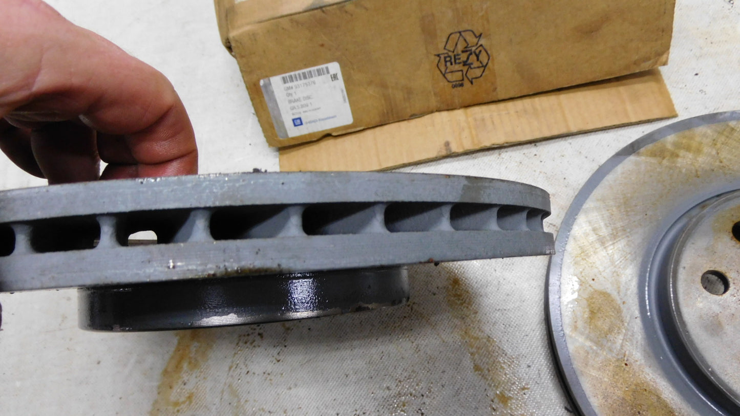 Bremsscheiben Satz Vorderachse Innenbelüftet 569006 93175376 Opel Corsa C Astra H