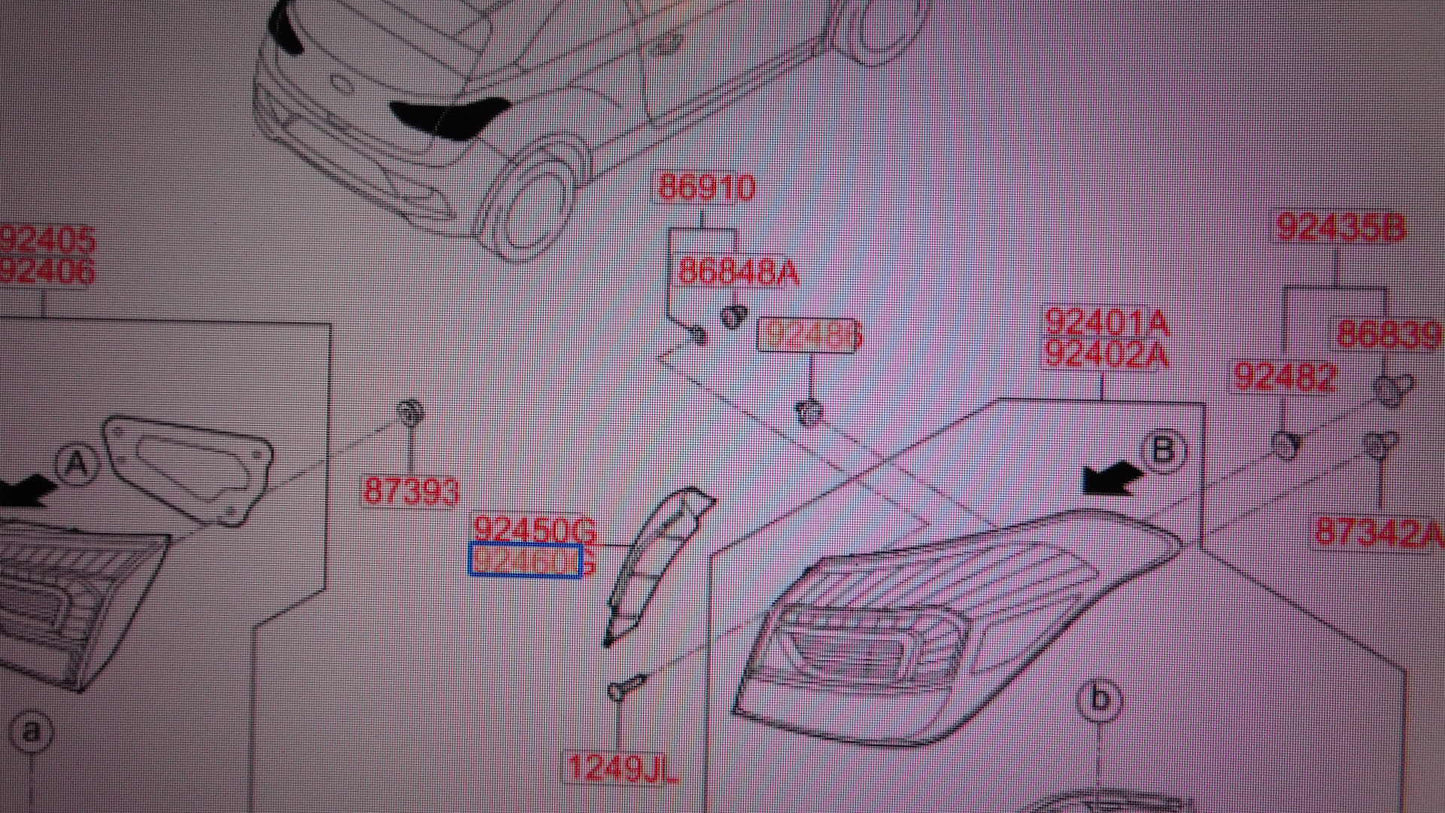 Flange Flansch Rückleuchte 92421C8700 Hyundai I20 Rückleuchte Deckel