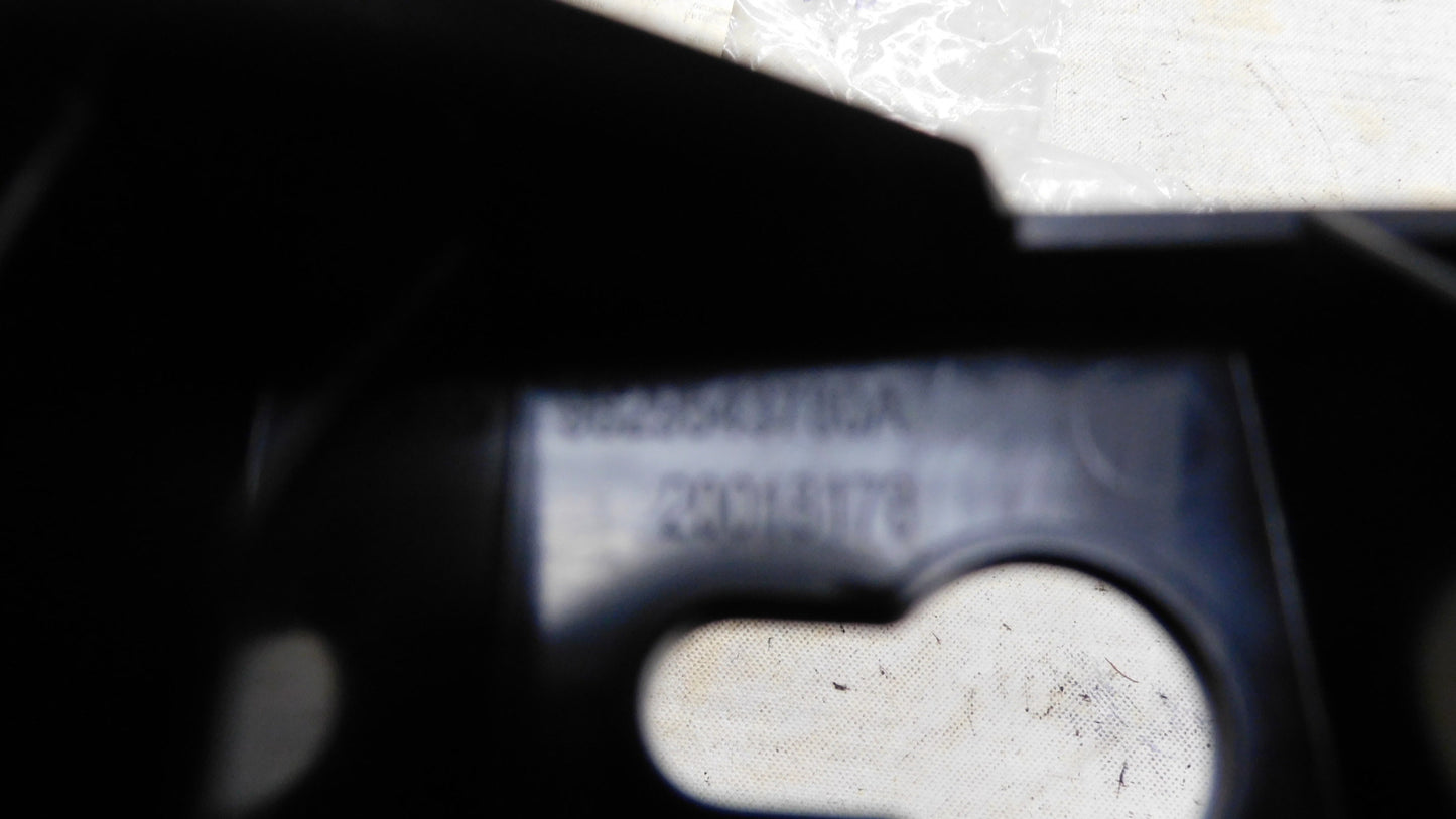 Stoßstangenhalter hinten rechts 9829543780 Opel Corsa F