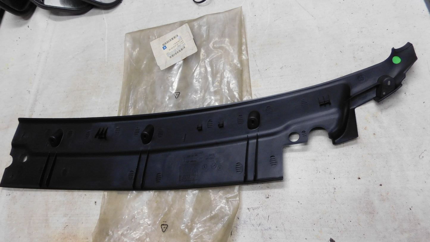 Verkleidung Abdeckung Scheibenwischer rechts 4500413 9160713 Opel Movano A Renault Master