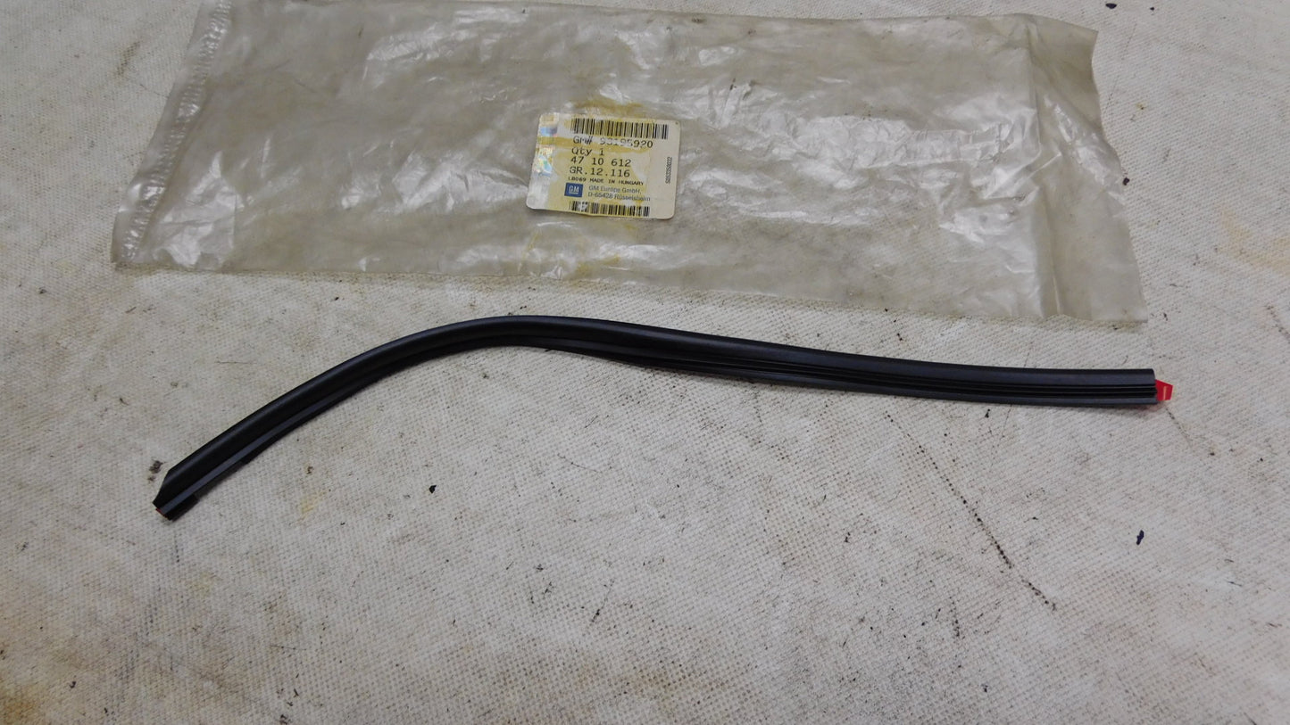 Dichtung Heckleiste rechts 4710612 93195920 Opel Agila B 2008 - 2015