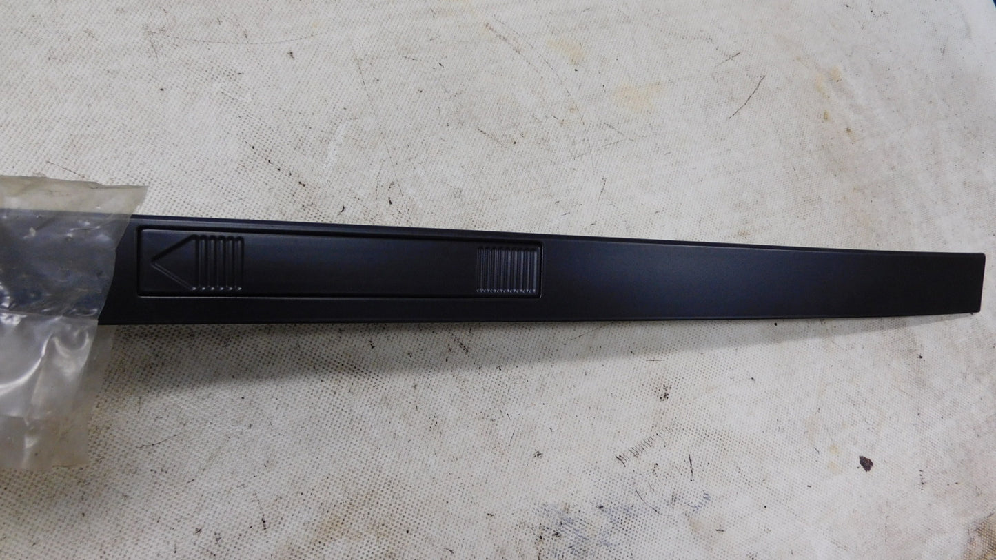 Dachzierleiste Abdeckleiste links 187955 90428147 Opel Corsa B