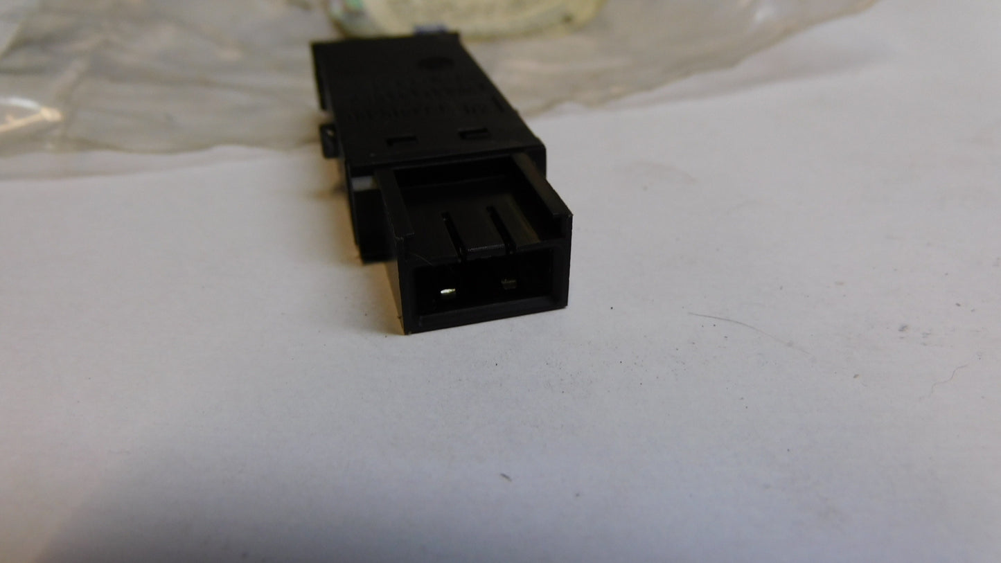 USB Adapter Steckdose 1780525 13349323 Opel Astra J Zafira Insignia Cascada