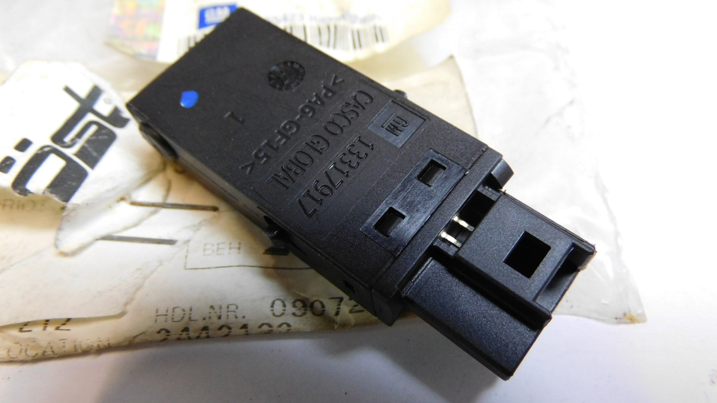 USB Adapter Steckdose 1780260 13318777 Opel Astra J Insignia Cascada Zafira B