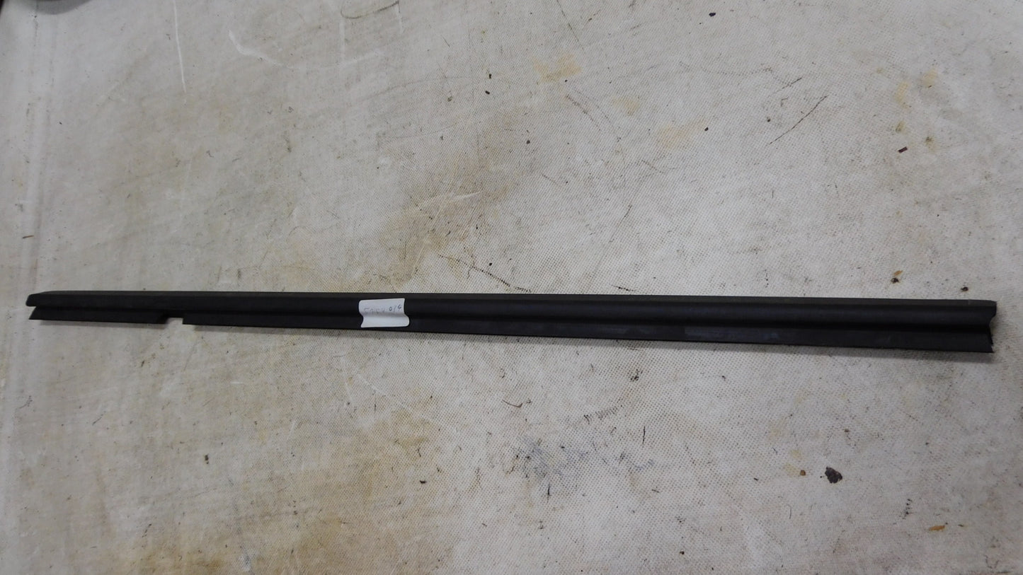 Türschachtleiste Tür hinten rechts außen 5154084 24468025 Opel Astra H 5-türer