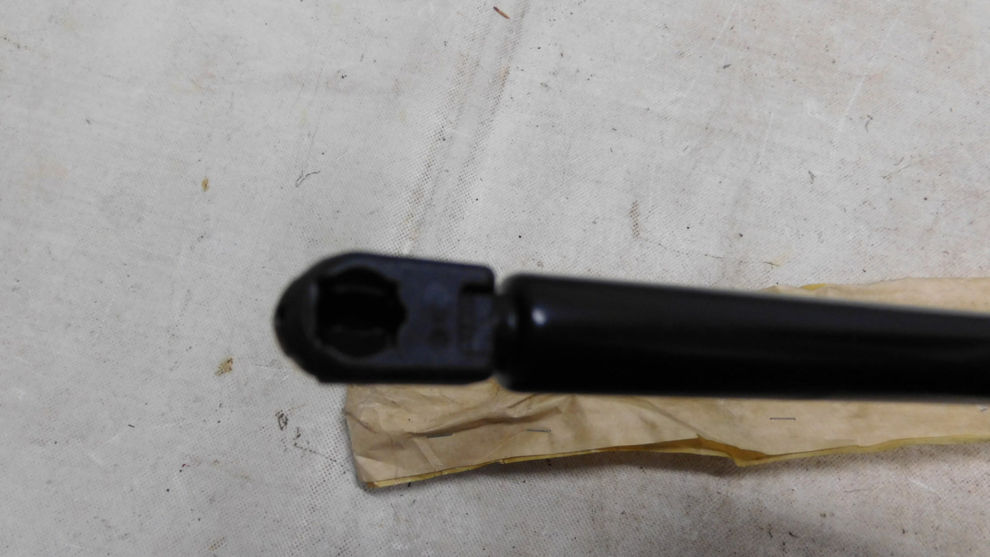 Heckklappendämpfer Gasfeder 132726 90481180 Opel Tigra S93 94-00