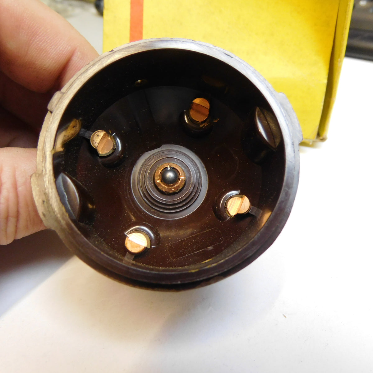 Verteilerkappe Kappe 1235522804 Bosch Renault R4 R5 Dauphine Floride Estafette Gutbrod