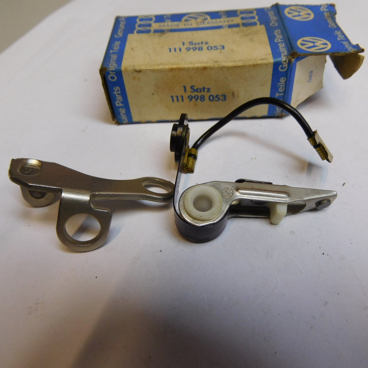 Unterbrecherkontakt 111998053 VW Käfer Karmann Ghia K70 Typ 4 Typ 3 Typ 147