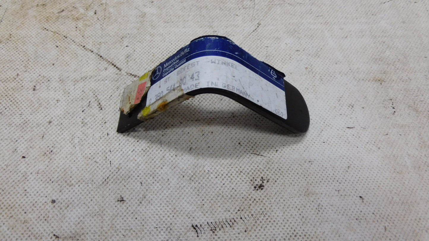 Halter Befestigungswinkel A3805440043 Mercedes Benz